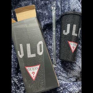 ❤️🥤Limited Edition GUESS JLO 20fl oz Tumbler. Never been used. Smoke free home